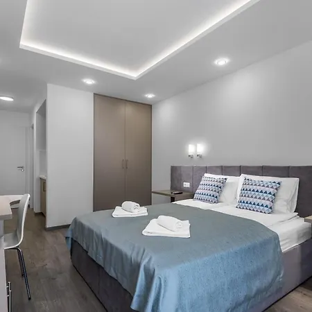 Hevizi Topark Panzio Iii. Bed & Breakfast *